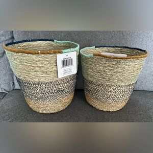 Set of 2 Woven Grass Baskets